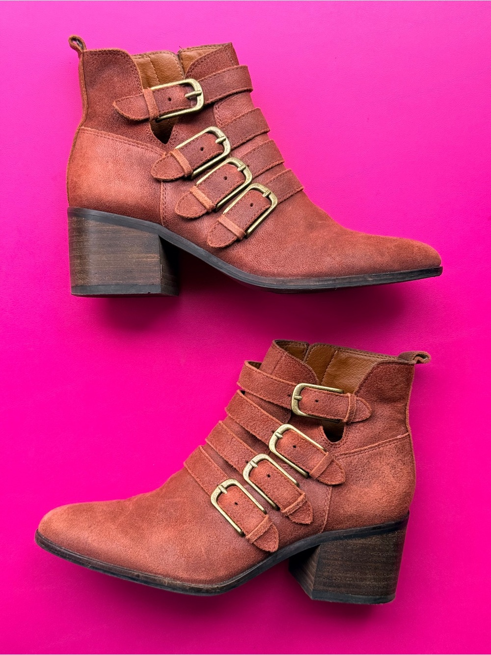 Lucky Brand Loreniah Sable Suede Ankle Bootie Leather Block Heel 5.5 MultiBuckle